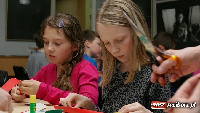 Zdjęcie w galerii na portalu naszraciborz.pl: Raciborska noc z Andersenem  wiadomości z regionu