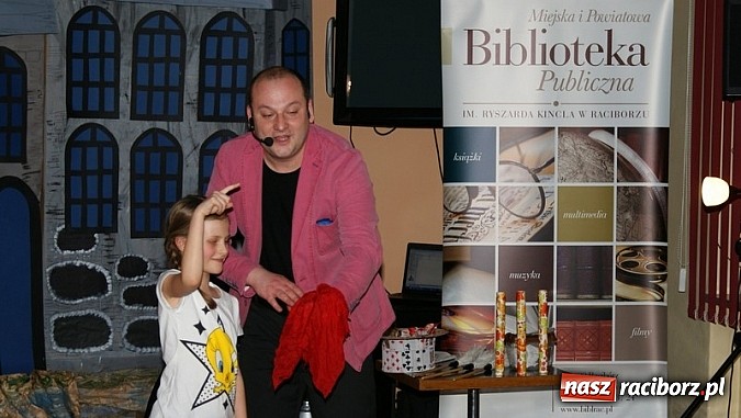 Zdjęcie w galerii na portalu naszraciborz.pl: Raciborska noc z Andersenem  wiadomości z regionu