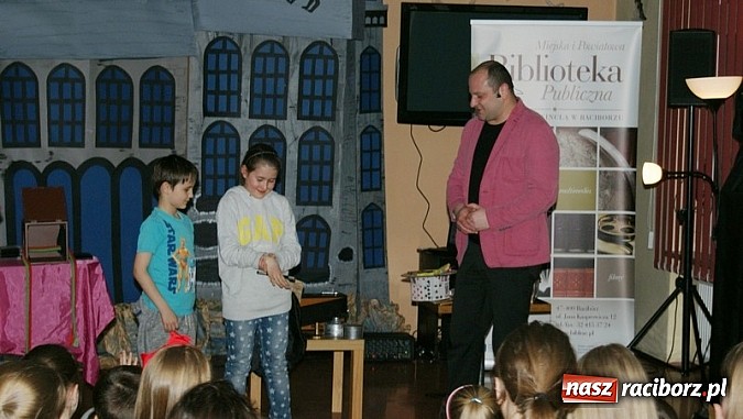 Zdjęcie w galerii na portalu naszraciborz.pl: Raciborska noc z Andersenem  wiadomości z regionu