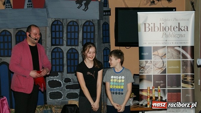 Zdjęcie w galerii na portalu naszraciborz.pl: Raciborska noc z Andersenem  wiadomości z regionu