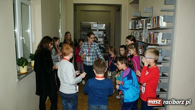 Zdjęcie w galerii na portalu naszraciborz.pl: Raciborska noc z Andersenem  wiadomości z regionu