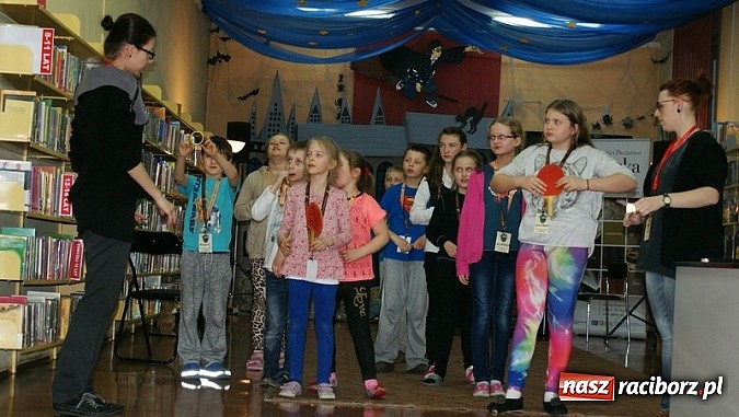 Zdjęcie w galerii na portalu naszraciborz.pl: Raciborska noc z Andersenem  wiadomości z regionu