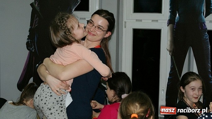 Zdjęcie w galerii na portalu naszraciborz.pl: Raciborska noc z Andersenem  wiadomości z regionu