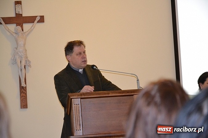 Zdjęcie w galerii na portalu naszraciborz.pl: Gotuj ze… świętą Hildegardą, czyli kolejne wydarzenie w Starym Opactwie! wiadomości z regionu