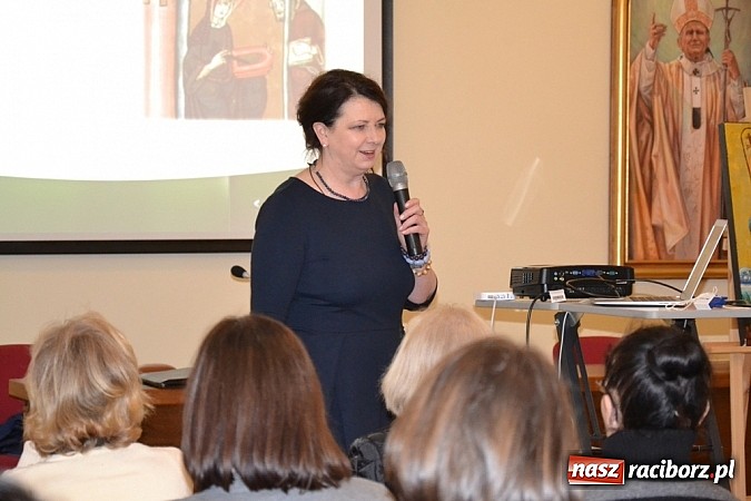 Zdjęcie w galerii na portalu naszraciborz.pl: Gotuj ze… świętą Hildegardą, czyli kolejne wydarzenie w Starym Opactwie! wiadomości z regionu