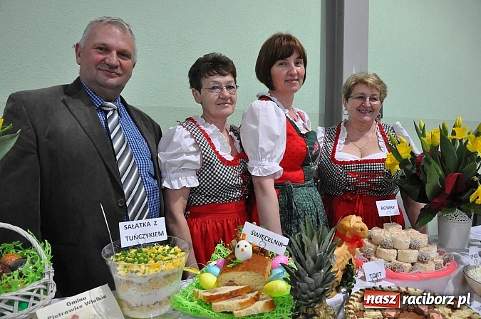 Zdjęcie w galerii na portalu naszraciborz.pl: VIII Powiatowy Konkurs Potraw Regionalnych w Pietrowicach Wielkich wiadomości z regionu
