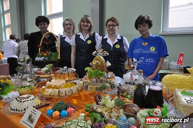 Zdjęcie w galerii na portalu naszraciborz.pl: VIII Powiatowy Konkurs Potraw Regionalnych w Pietrowicach Wielkich wiadomości z regionu