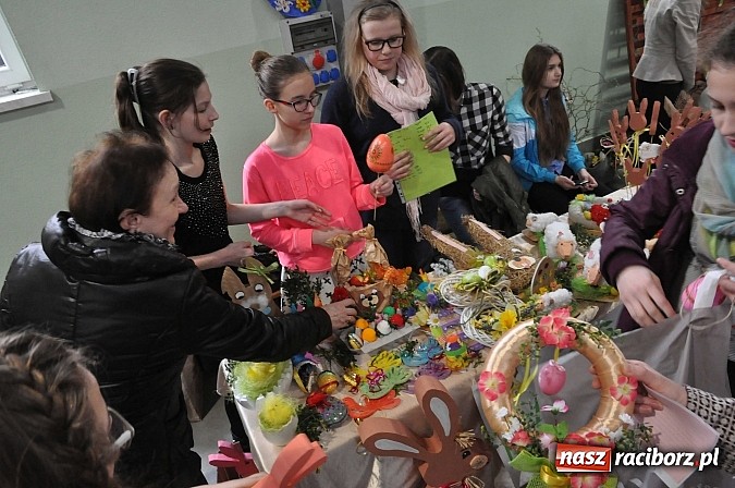 Zdjęcie w galerii na portalu naszraciborz.pl: VIII Powiatowy Konkurs Potraw Regionalnych w Pietrowicach Wielkich wiadomości z regionu