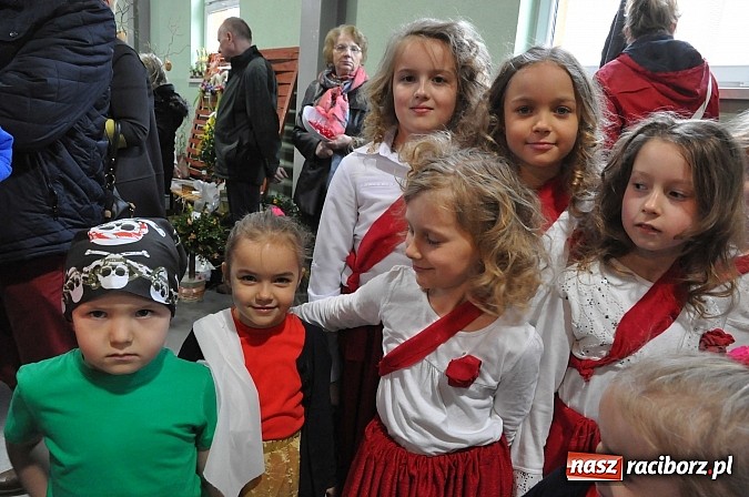 Zdjęcie w galerii na portalu naszraciborz.pl: VIII Powiatowy Konkurs Potraw Regionalnych w Pietrowicach Wielkich wiadomości z regionu