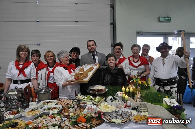 Zdjęcie w galerii na portalu naszraciborz.pl: VIII Powiatowy Konkurs Potraw Regionalnych w Pietrowicach Wielkich wiadomości z regionu