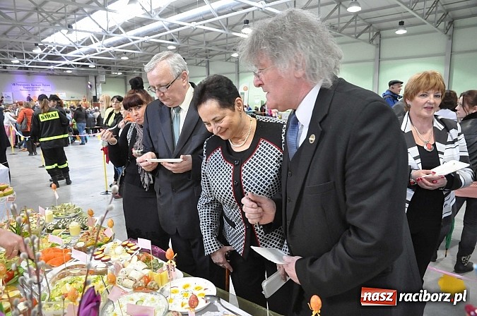 Zdjęcie w galerii na portalu naszraciborz.pl: VIII Powiatowy Konkurs Potraw Regionalnych w Pietrowicach Wielkich wiadomości z regionu