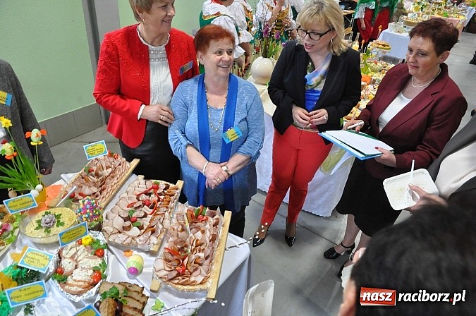 Zdjęcie w galerii na portalu naszraciborz.pl: VIII Powiatowy Konkurs Potraw Regionalnych w Pietrowicach Wielkich wiadomości z regionu