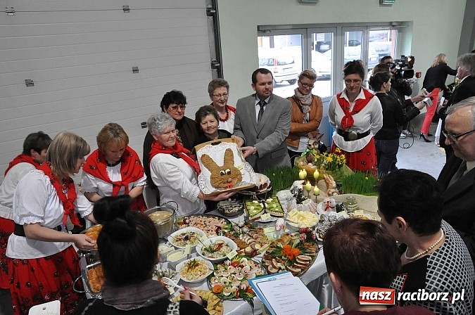 Zdjęcie w galerii na portalu naszraciborz.pl: VIII Powiatowy Konkurs Potraw Regionalnych w Pietrowicach Wielkich wiadomości z regionu