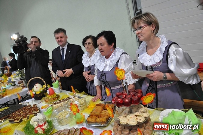 Zdjęcie w galerii na portalu naszraciborz.pl: VIII Powiatowy Konkurs Potraw Regionalnych w Pietrowicach Wielkich wiadomości z regionu