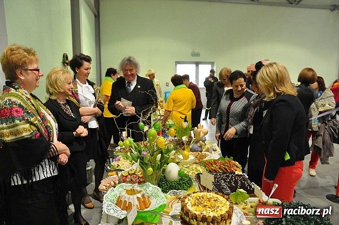 Zdjęcie w galerii na portalu naszraciborz.pl: VIII Powiatowy Konkurs Potraw Regionalnych w Pietrowicach Wielkich wiadomości z regionu