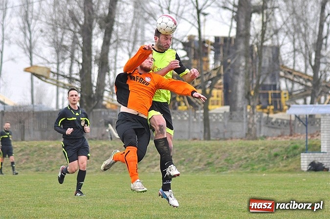 Zdjęcie w galerii na portalu naszraciborz.pl: Emocje do ostatnich minut. Rafako lepsze od Gołkowic wiadomości z regionu