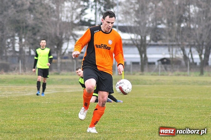 Zdjęcie w galerii na portalu naszraciborz.pl: Emocje do ostatnich minut. Rafako lepsze od Gołkowic wiadomości z regionu