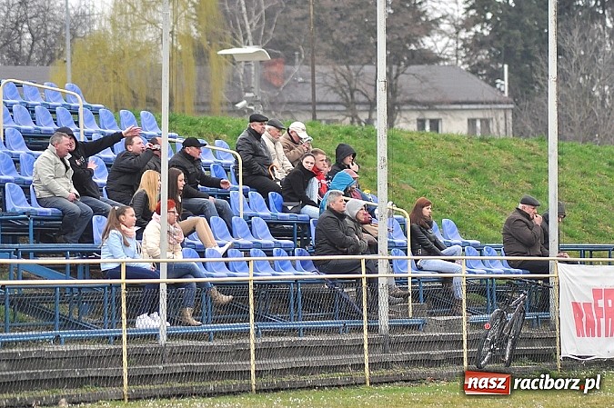 Zdjęcie w galerii na portalu naszraciborz.pl: Emocje do ostatnich minut. Rafako lepsze od Gołkowic wiadomości z regionu