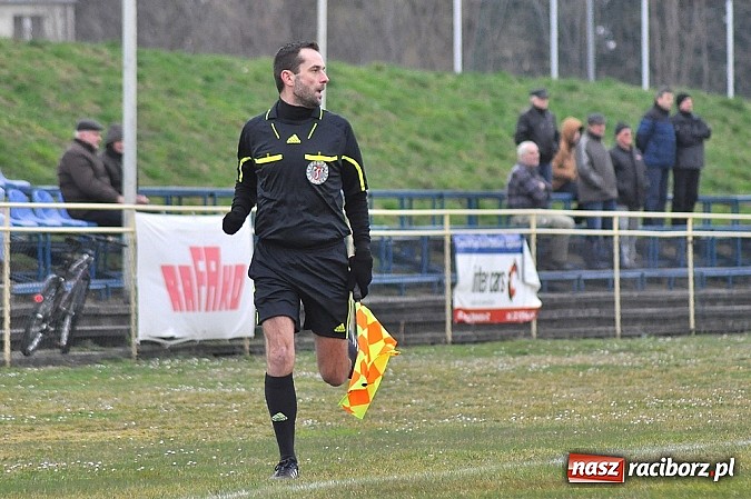 Zdjęcie w galerii na portalu naszraciborz.pl: Emocje do ostatnich minut. Rafako lepsze od Gołkowic wiadomości z regionu