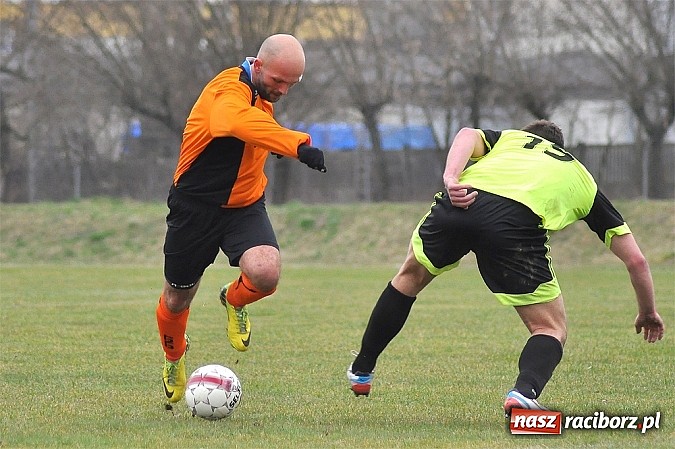 Zdjęcie w galerii na portalu naszraciborz.pl: Emocje do ostatnich minut. Rafako lepsze od Gołkowic wiadomości z regionu