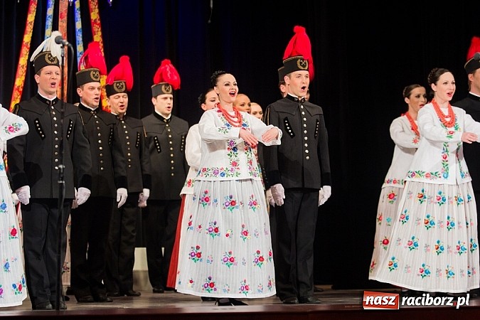 Zdjęcie w galerii na portalu naszraciborz.pl: Zespół Śląsk wzruszył serca raciborzan  wiadomości z regionu