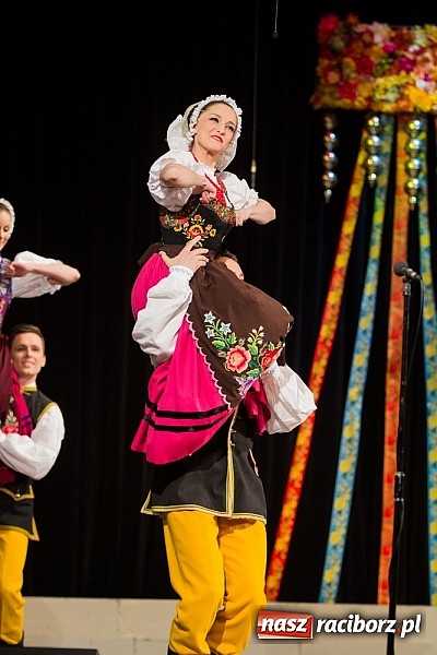 Zdjęcie w galerii na portalu naszraciborz.pl: Zespół Śląsk wzruszył serca raciborzan  wiadomości z regionu