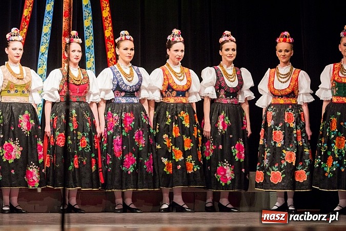 Zdjęcie w galerii na portalu naszraciborz.pl: Zespół Śląsk wzruszył serca raciborzan  wiadomości z regionu