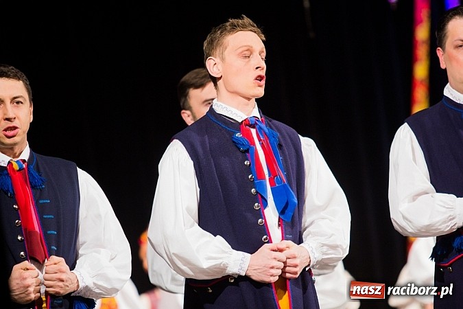 Zdjęcie w galerii na portalu naszraciborz.pl: Zespół Śląsk wzruszył serca raciborzan  wiadomości z regionu