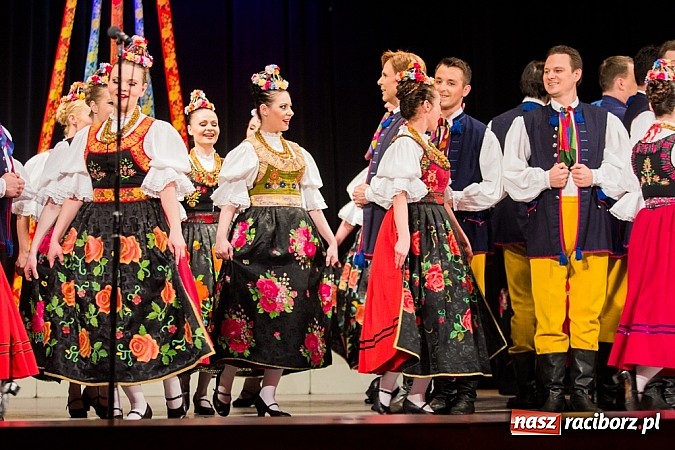 Zdjęcie w galerii na portalu naszraciborz.pl: Zespół Śląsk wzruszył serca raciborzan  wiadomości z regionu