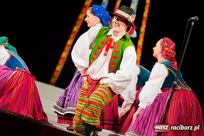 Zdjęcie w galerii na portalu naszraciborz.pl: Zespół Śląsk wzruszył serca raciborzan  wiadomości z regionu