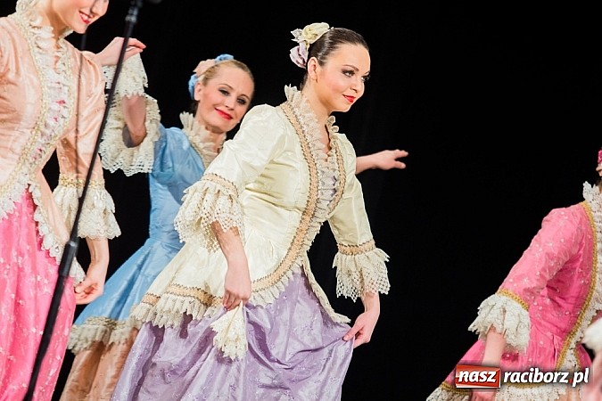 Zdjęcie w galerii na portalu naszraciborz.pl: Zespół Śląsk wzruszył serca raciborzan  wiadomości z regionu