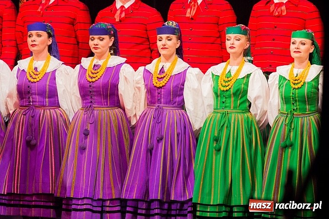 Zdjęcie w galerii na portalu naszraciborz.pl: Zespół Śląsk wzruszył serca raciborzan  wiadomości z regionu