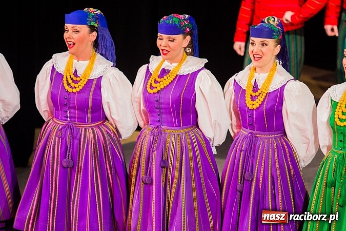 Zdjęcie w galerii na portalu naszraciborz.pl: Zespół Śląsk wzruszył serca raciborzan  wiadomości z regionu