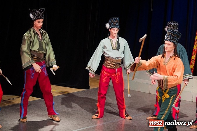 Zdjęcie w galerii na portalu naszraciborz.pl: Zespół Śląsk wzruszył serca raciborzan  wiadomości z regionu