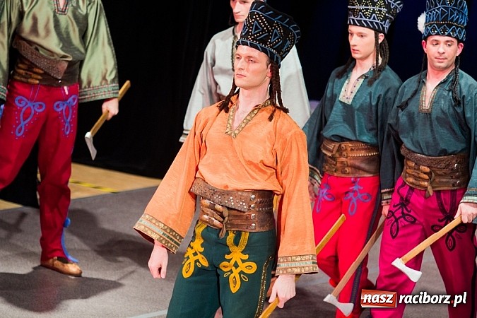 Zdjęcie w galerii na portalu naszraciborz.pl: Zespół Śląsk wzruszył serca raciborzan  wiadomości z regionu