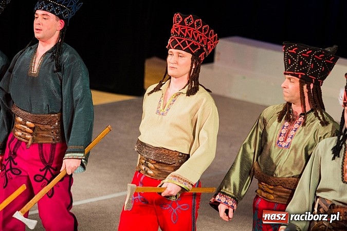 Zdjęcie w galerii na portalu naszraciborz.pl: Zespół Śląsk wzruszył serca raciborzan  wiadomości z regionu