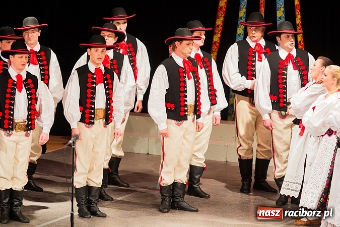 Zdjęcie w galerii na portalu naszraciborz.pl: Zespół Śląsk wzruszył serca raciborzan  wiadomości z regionu