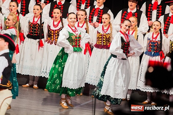 Zdjęcie w galerii na portalu naszraciborz.pl: Zespół Śląsk wzruszył serca raciborzan  wiadomości z regionu