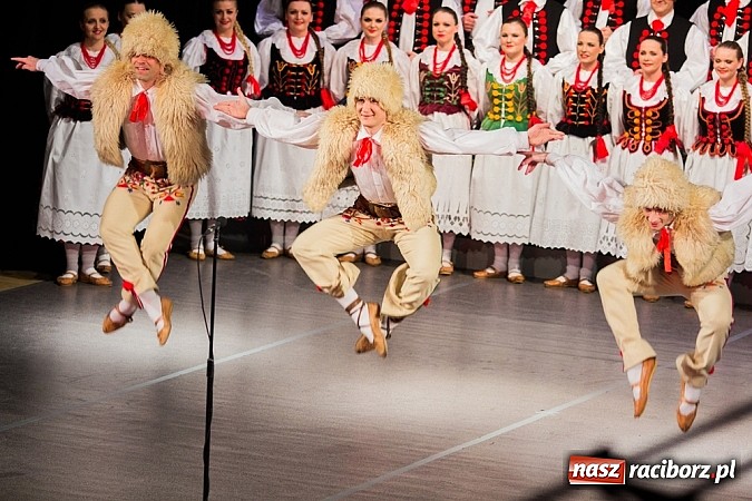 Zdjęcie w galerii na portalu naszraciborz.pl: Zespół Śląsk wzruszył serca raciborzan  wiadomości z regionu