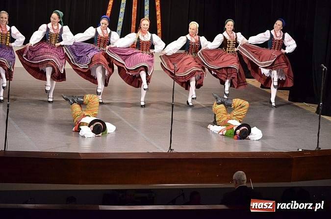 Zdjęcie w galerii na portalu naszraciborz.pl: Zespół Śląsk wzruszył serca raciborzan  wiadomości z regionu