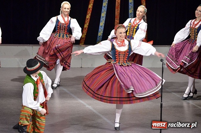 Zdjęcie w galerii na portalu naszraciborz.pl: Zespół Śląsk wzruszył serca raciborzan  wiadomości z regionu