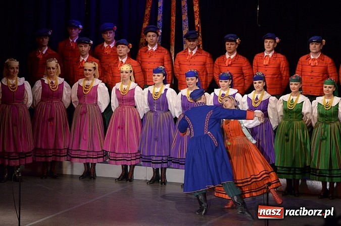 Zdjęcie w galerii na portalu naszraciborz.pl: Zespół Śląsk wzruszył serca raciborzan  wiadomości z regionu