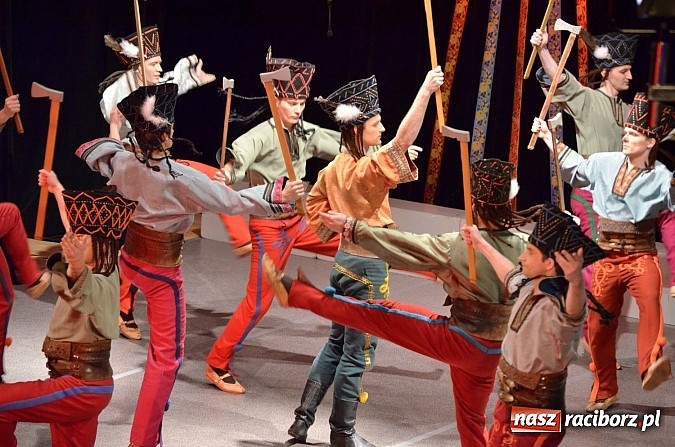 Zdjęcie w galerii na portalu naszraciborz.pl: Zespół Śląsk wzruszył serca raciborzan  wiadomości z regionu