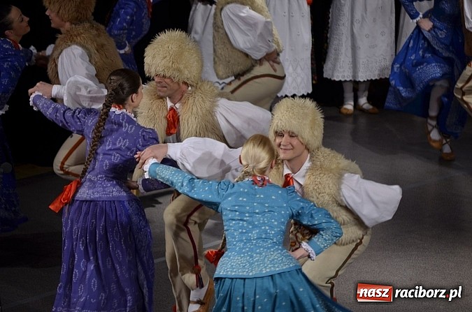 Zdjęcie w galerii na portalu naszraciborz.pl: Zespół Śląsk wzruszył serca raciborzan  wiadomości z regionu