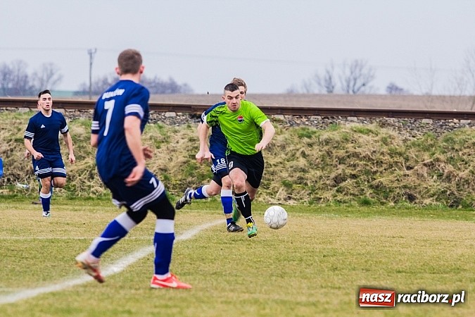 Zdjęcie w galerii na portalu naszraciborz.pl: Cyprzanów - Buków: Udana pogoń gospodarzy wiadomości z regionu