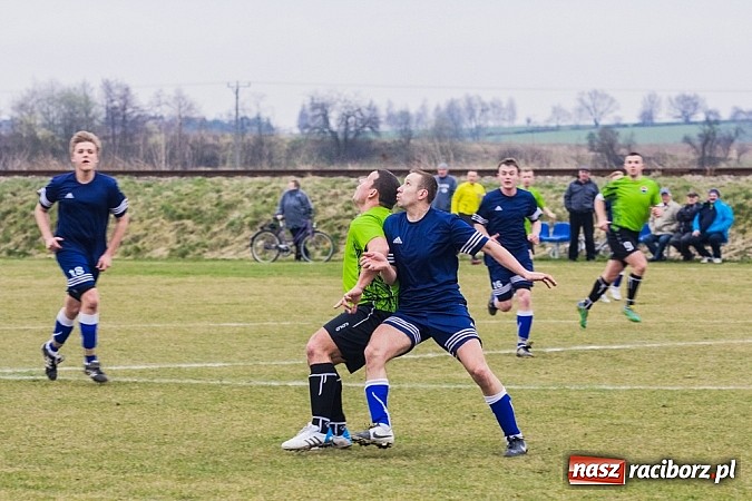 Zdjęcie w galerii na portalu naszraciborz.pl: Cyprzanów - Buków: Udana pogoń gospodarzy wiadomości z regionu