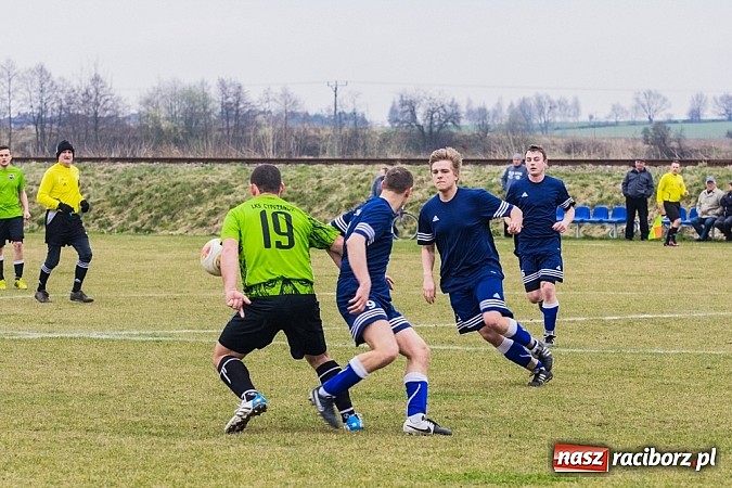 Zdjęcie w galerii na portalu naszraciborz.pl: Cyprzanów - Buków: Udana pogoń gospodarzy wiadomości z regionu