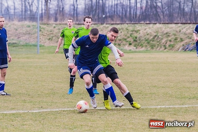 Zdjęcie w galerii na portalu naszraciborz.pl: Cyprzanów - Buków: Udana pogoń gospodarzy wiadomości z regionu