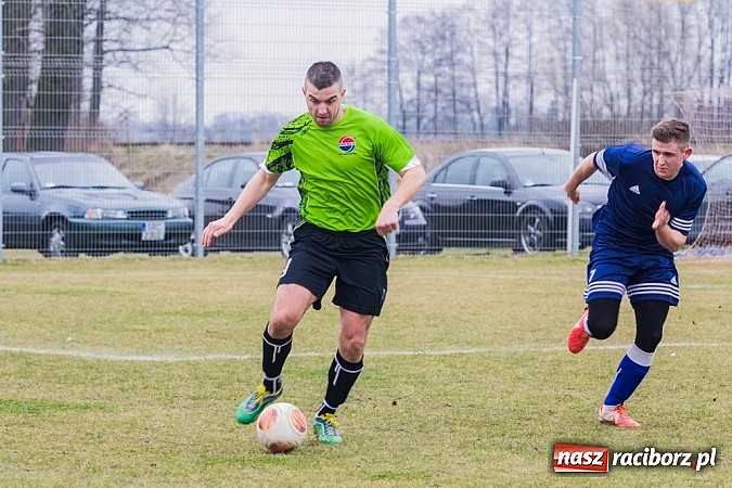 Zdjęcie w galerii na portalu naszraciborz.pl: Cyprzanów - Buków: Udana pogoń gospodarzy wiadomości z regionu