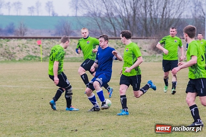 Zdjęcie w galerii na portalu naszraciborz.pl: Cyprzanów - Buków: Udana pogoń gospodarzy wiadomości z regionu